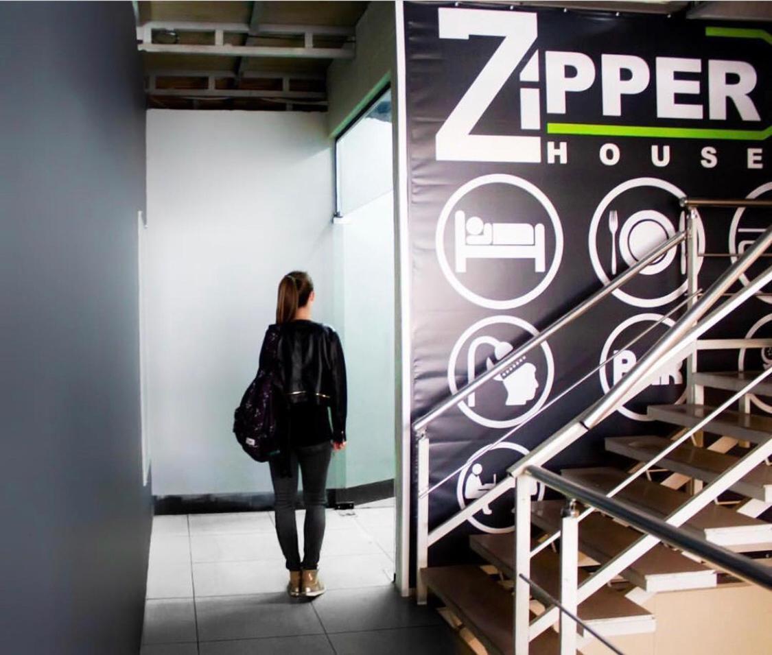 Hotel Zipper House Oldenburg Bagian luar foto